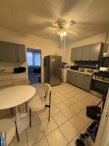 322 Anderson Avenue, Fairview, NJ 07022