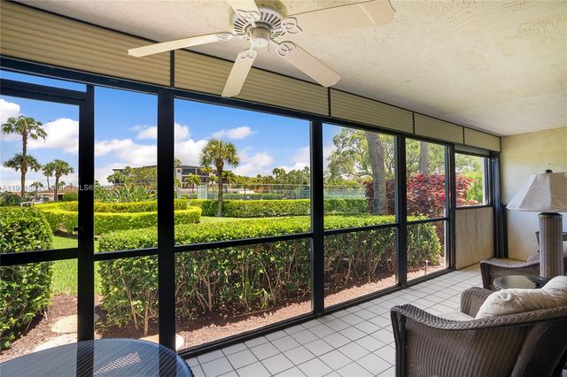 1815 Mooringline Dr 1, Vero Beach, FL 32963