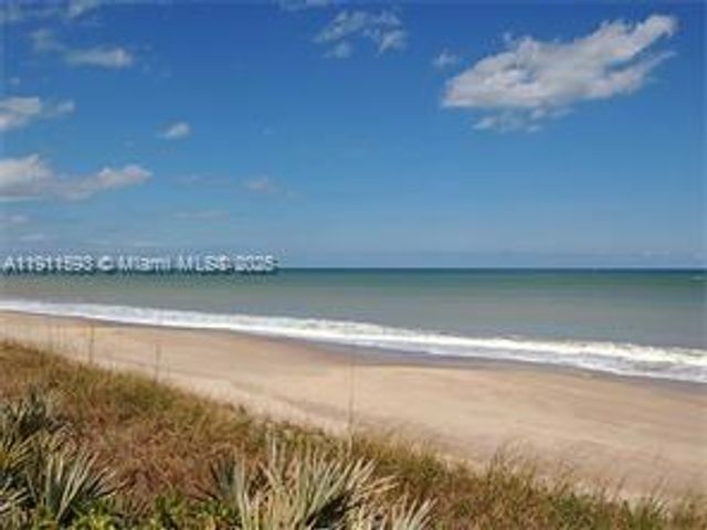 1815 Mooringline Dr 1, Vero Beach, FL 32963