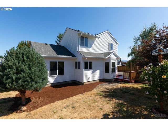 425 NORTHSTAR Ct, Columbia City, OR 97018