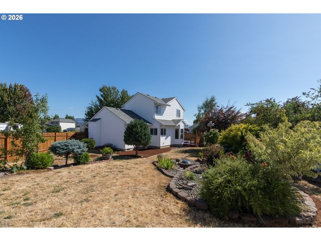 425 NORTHSTAR Ct, Columbia City, OR 97018