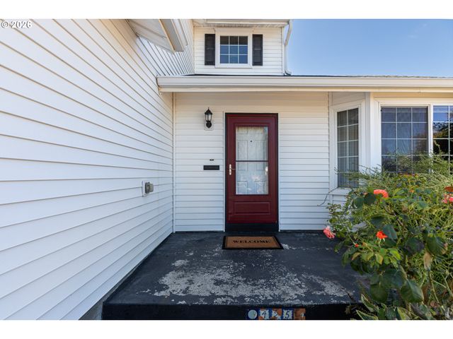 425 NORTHSTAR Ct, Columbia City, OR 97018
