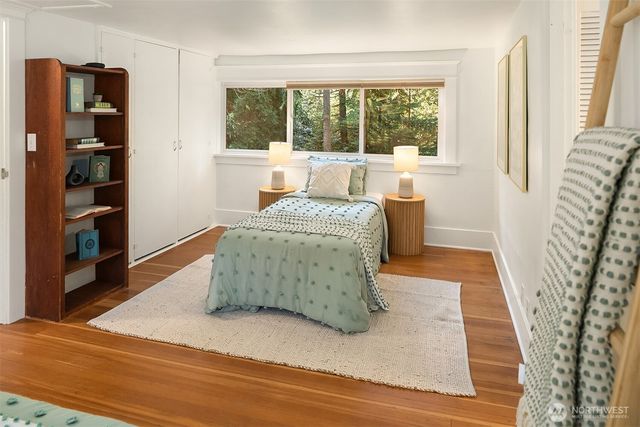 4240 W Cramer Street, Seattle, WA 98199