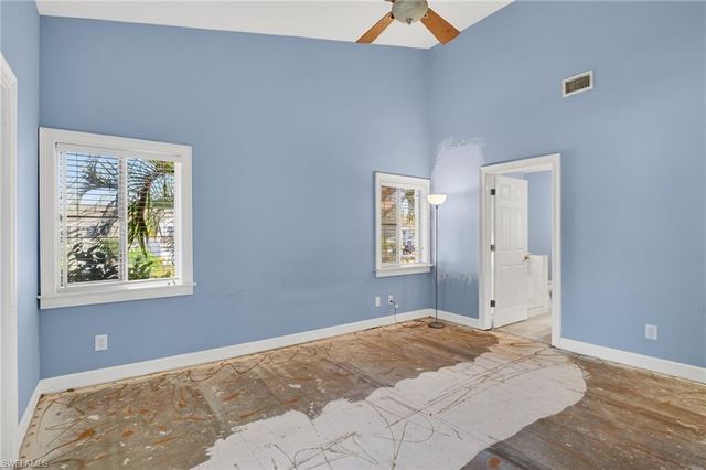 2810 Citrus Lake DR U201, Naples, FL 34109