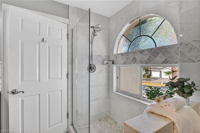 2810 Citrus Lake DR U201, Naples, FL 34109