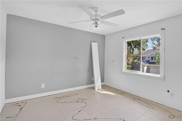 2810 Citrus Lake DR U201, Naples, FL 34109