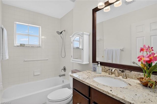 2810 Citrus Lake DR U201, Naples, FL 34109