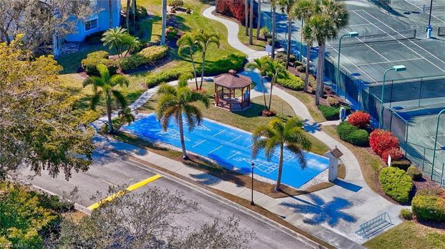 2810 Citrus Lake DR U201, Naples, FL 34109