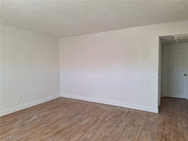 1446 Garden Circle C, Las Vegas, NV 89119
