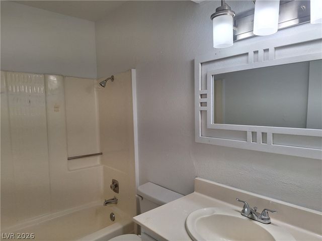 1446 Garden Circle C, Las Vegas, NV 89119
