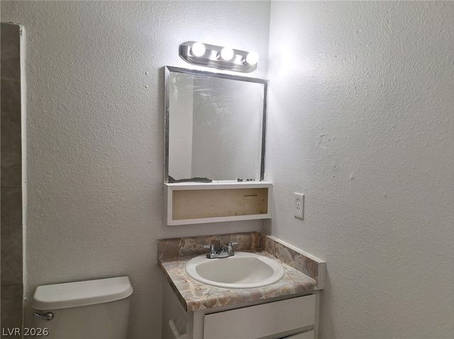 1446 Garden Circle C, Las Vegas, NV 89119