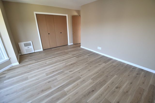 400 Ascot Drive 3M, Park Ridge, IL 60068