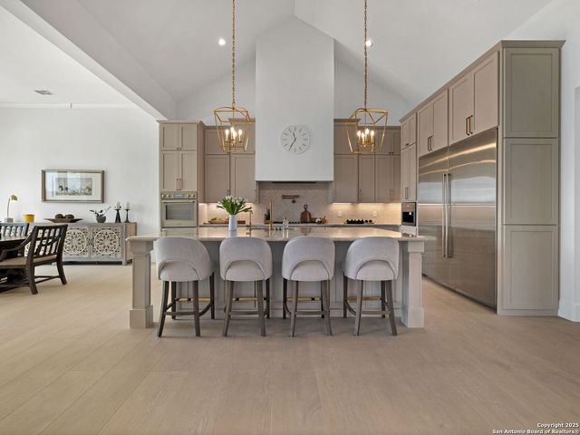 137 Phillip Ranch Rd, Boerne, TX 78006