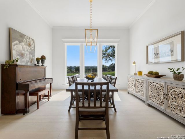 137 Phillip Ranch Rd, Boerne, TX 78006