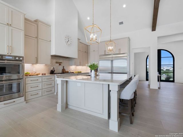 137 Phillip Ranch Rd, Boerne, TX 78006