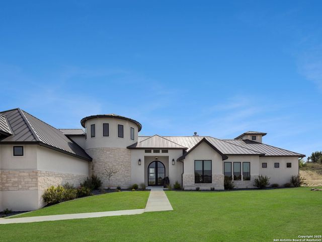 137 Phillip Ranch Rd, Boerne, TX 78006