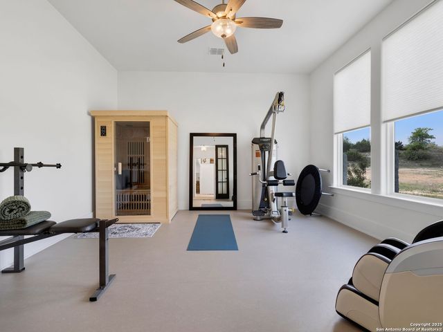 137 Phillip Ranch Rd, Boerne, TX 78006