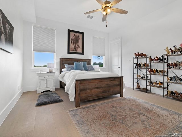 137 Phillip Ranch Rd, Boerne, TX 78006