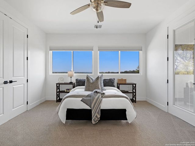 137 Phillip Ranch Rd, Boerne, TX 78006