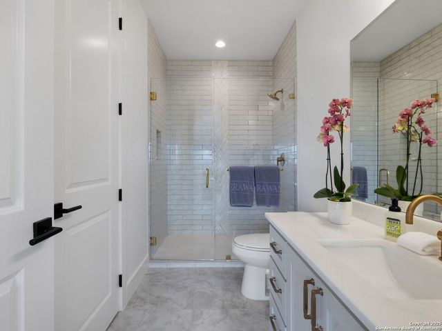 137 Phillip Ranch Rd, Boerne, TX 78006