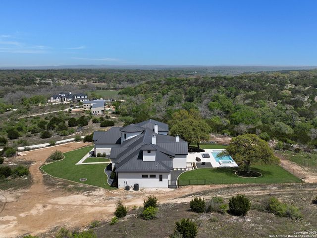 137 Phillip Ranch Rd, Boerne, TX 78006
