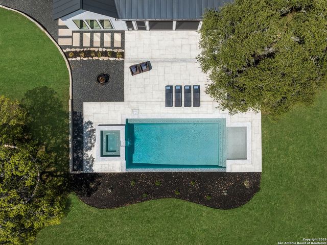 137 Phillip Ranch Rd, Boerne, TX 78006