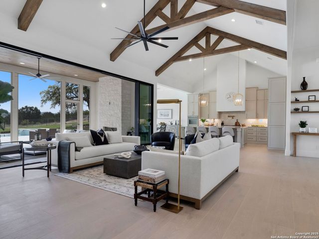 137 Phillip Ranch Rd, Boerne, TX 78006