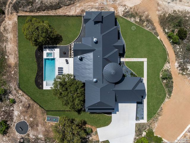 137 Phillip Ranch Rd, Boerne, TX 78006