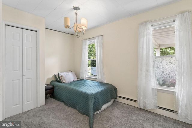 52 THORNTOWN LN, Bordentown, NJ 08505