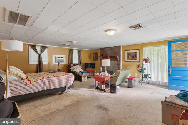 52 THORNTOWN LN, Bordentown, NJ 08505