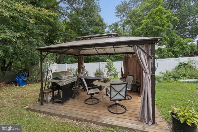 52 THORNTOWN LN, Bordentown, NJ 08505