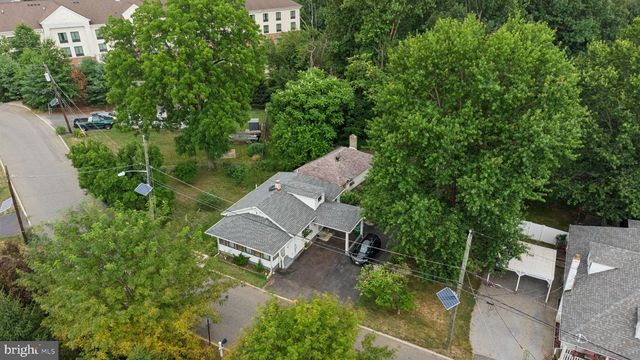 52 THORNTOWN LN, Bordentown, NJ 08505