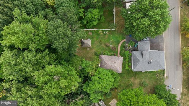 52 THORNTOWN LN, Bordentown, NJ 08505