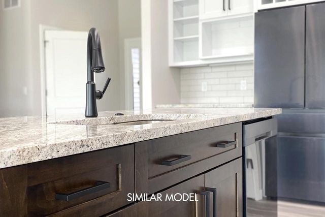 445 Foxfield Court, Oregon, WI 53575