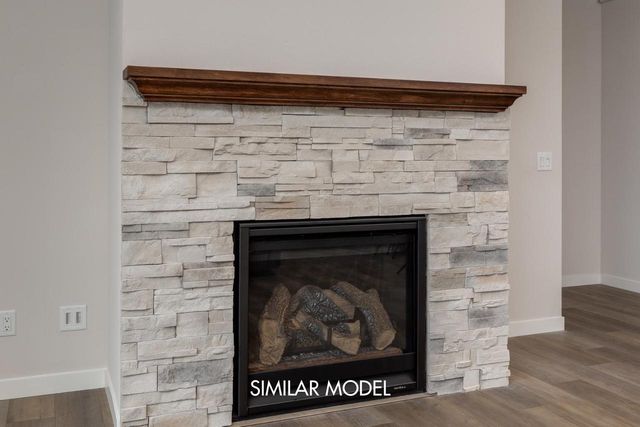 445 Foxfield Court, Oregon, WI 53575