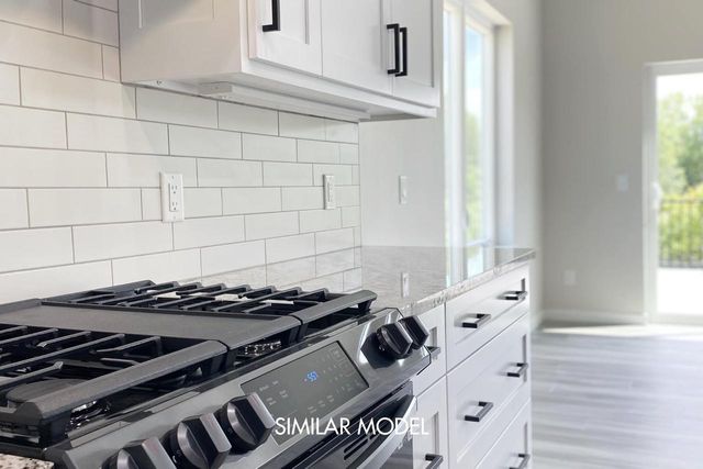 445 Foxfield Court, Oregon, WI 53575