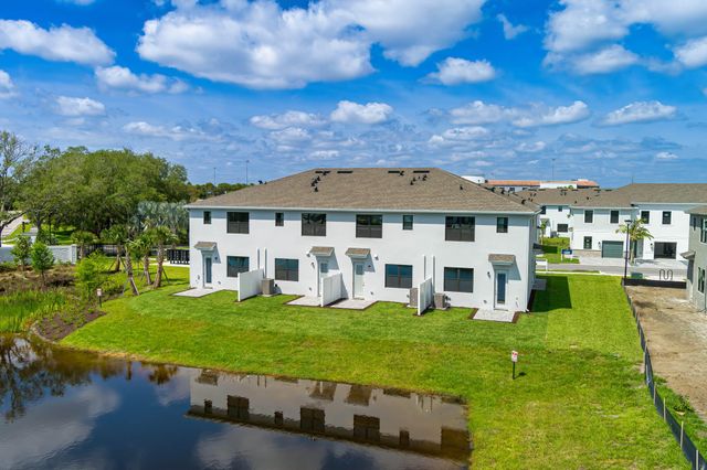 7645 SW Lucy Lane, Stuart, FL 34997