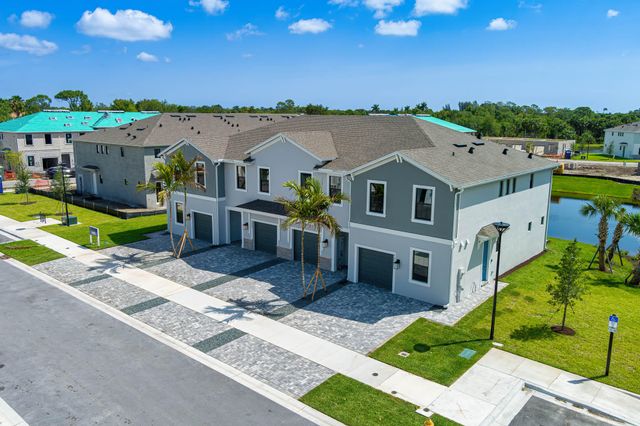 7645 SW Lucy Lane, Stuart, FL 34997