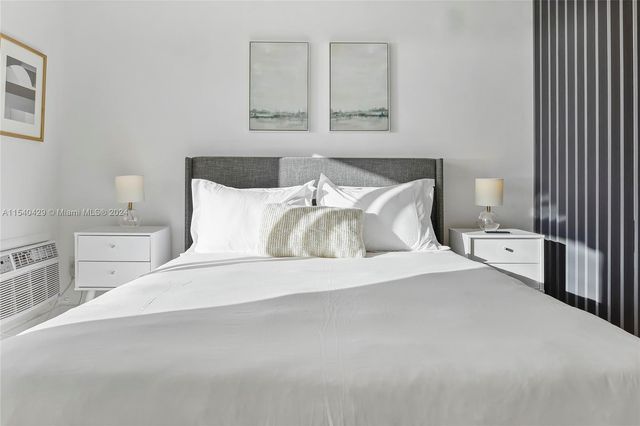 7904 West Dr 305, North Bay Village, FL 33141