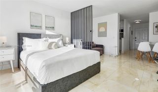 7904 West Dr 305, North Bay Village, FL 33141