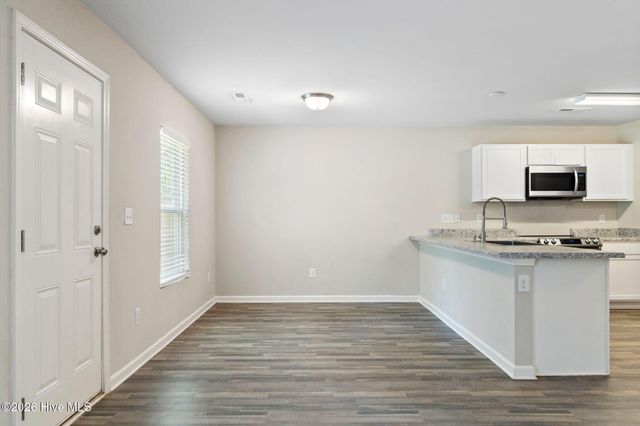 73 Shamrock Drive SW, Sunset Beach, NC 28468
