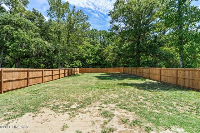 73 Shamrock Drive SW, Sunset Beach, NC 28468