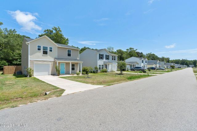 73 Shamrock Drive SW, Sunset Beach, NC 28468