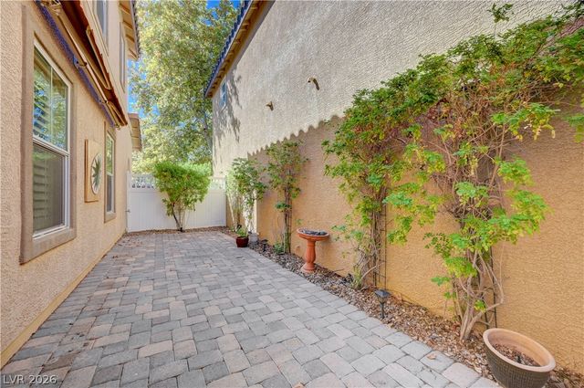 2088 Artistic Flair Walk, Henderson, NV 89044