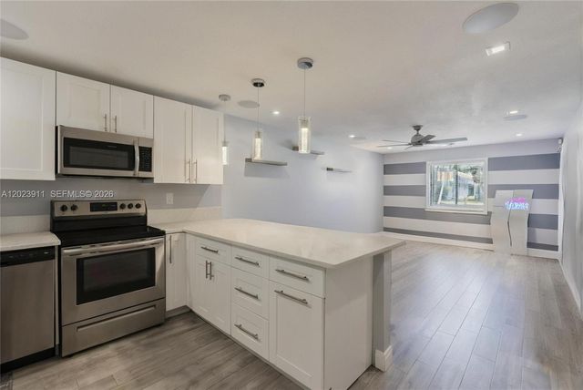 6100 Forest Hill Blvd 107, West Palm Beach, FL 33415