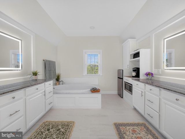 41991 ASHBY GAP PL, Aldie, VA 20105