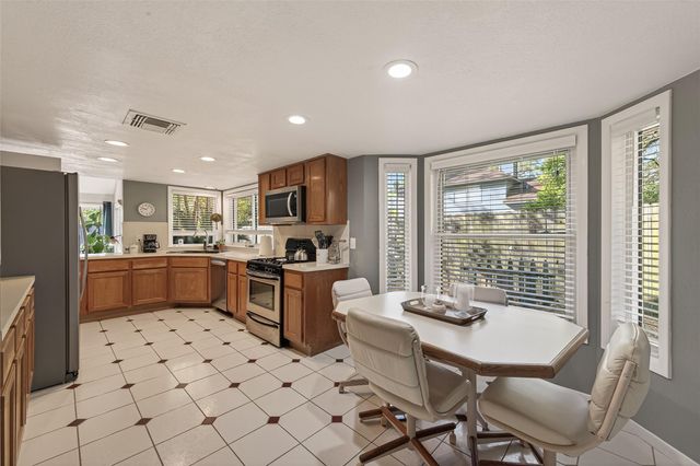 6903 Norvara Trail, Spring, TX 77379