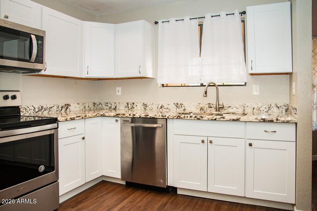 6550 N 47TH Avenue 226, Glendale, AZ 85301