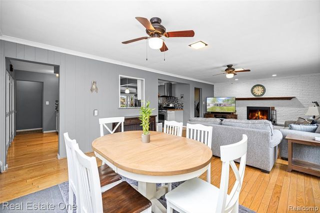 2262 Kohler Street, Waterford, MI 48329