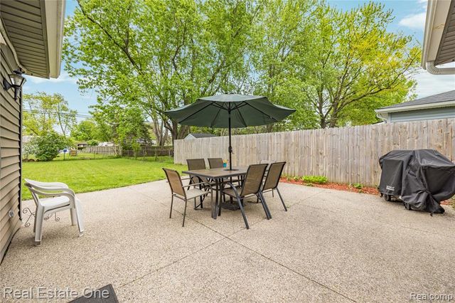 2262 Kohler Street, Waterford, MI 48329